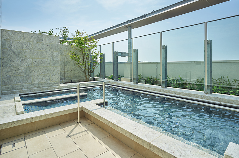 Rooftop Open-Air Bath