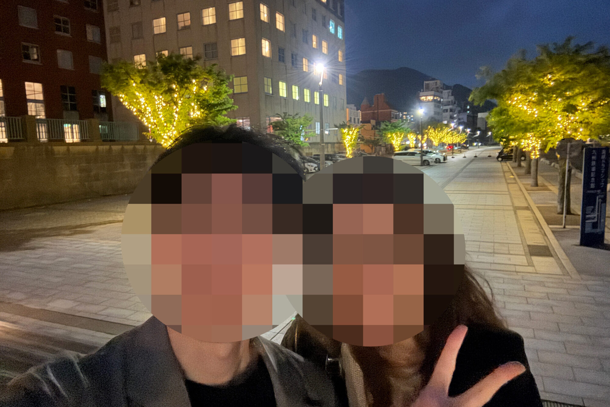 Commemorative photo at Mojiko Retro
