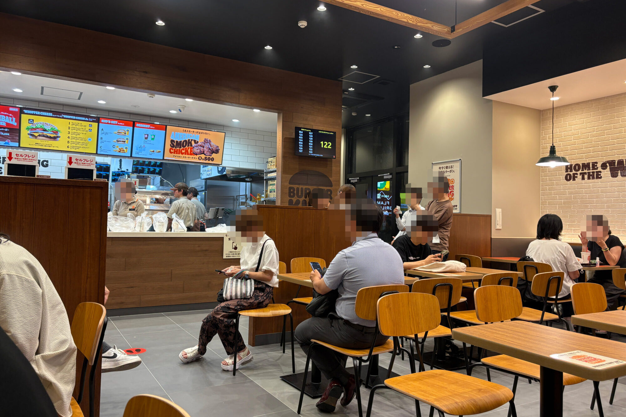 バーガーキング六本松駅前店の店内