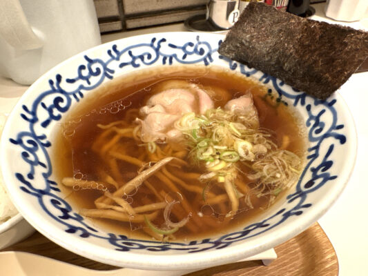 支那そば月やのラーメン